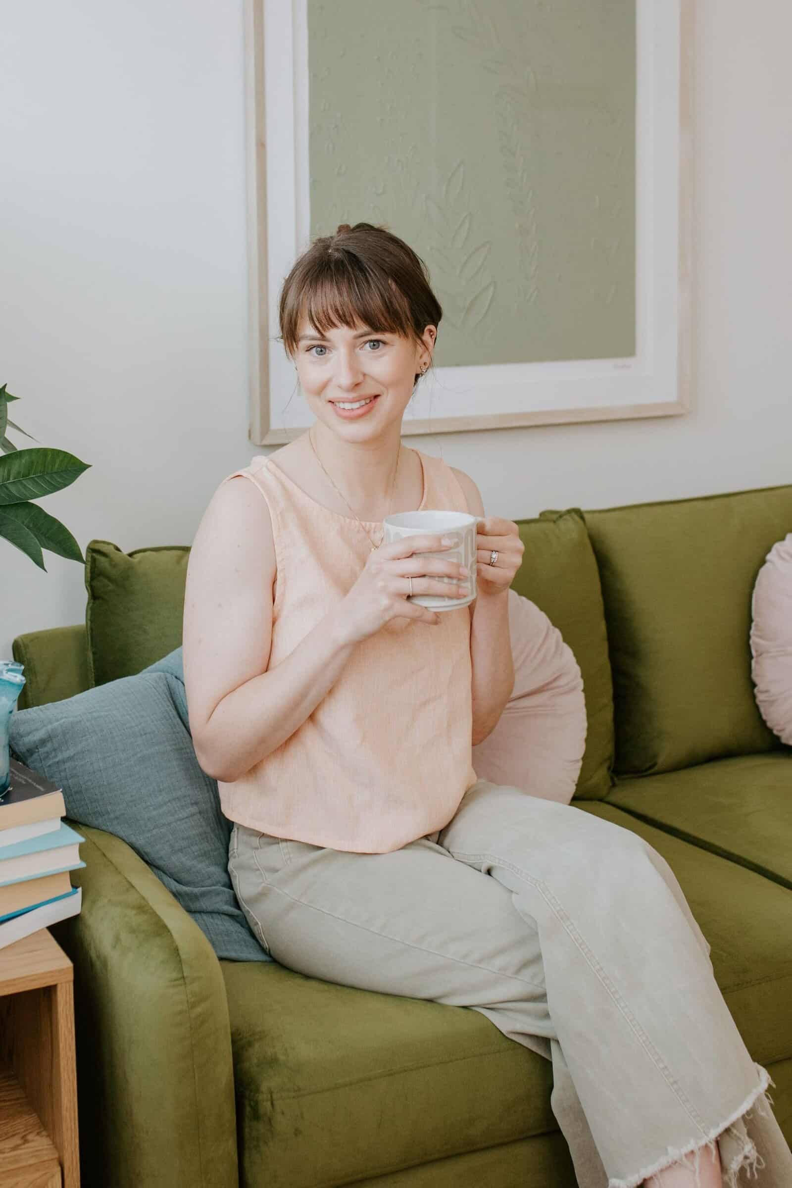 Green Couch Relaxation Practitioner Chelsea Stenner Therapy And Online Counselling Chilliwack Bc